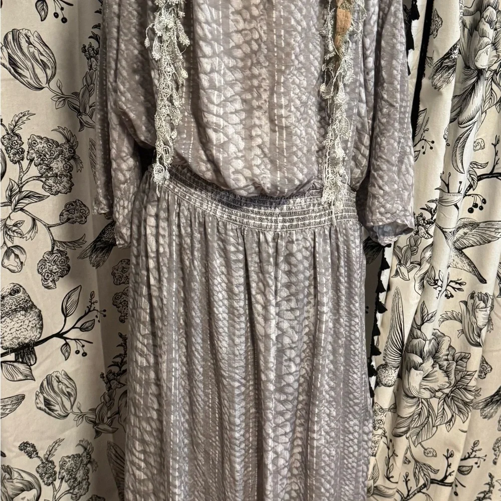 Elegant Gray Women's Maxi Dress - Picture 6 of 10